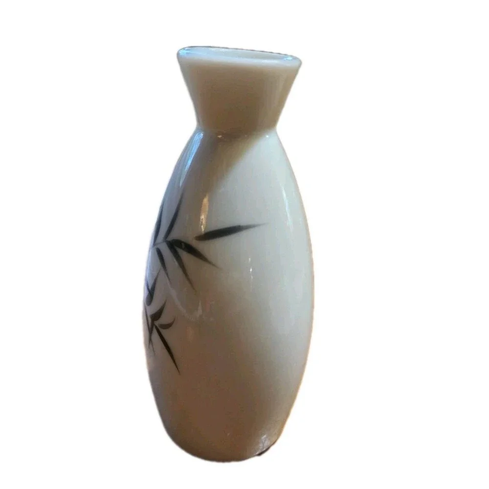 Bud Vase Handpainted Porcelain Japan Oriental Bamboo Design 4 7/8